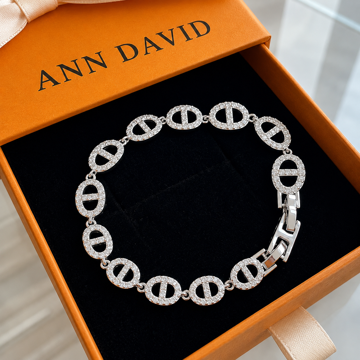 Isla Marina Bracelet | White Gold